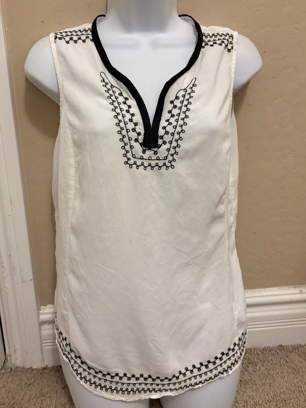 Unity World Wear White Sleeveless Embroidered Tunic with Black Trim